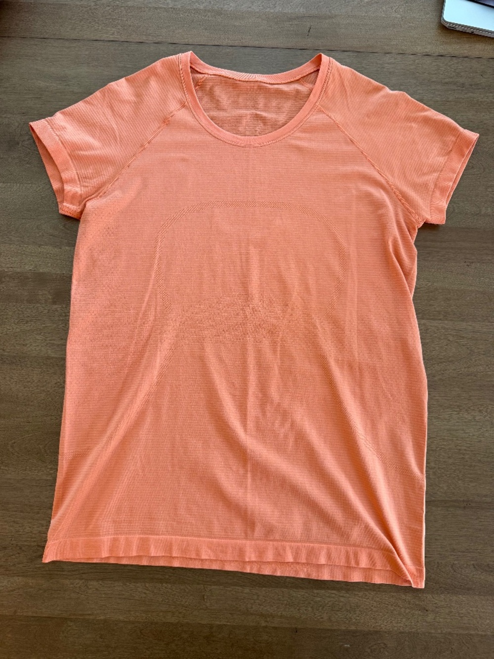 Lululemon Swiftly Tech Short-Sleeve Shirt 2.0 *Hip Length*
